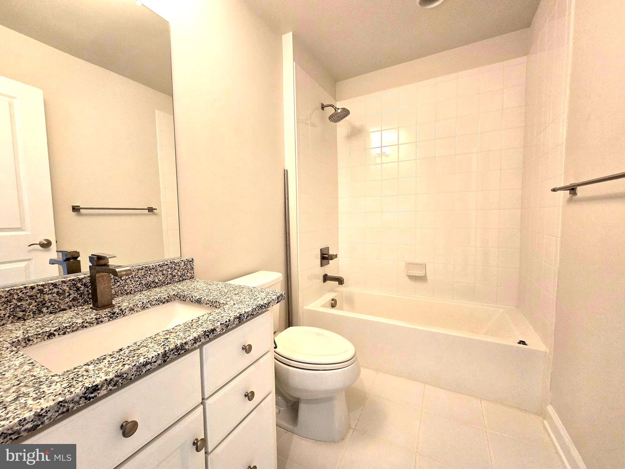 THOMAS VILLAGE - Residential