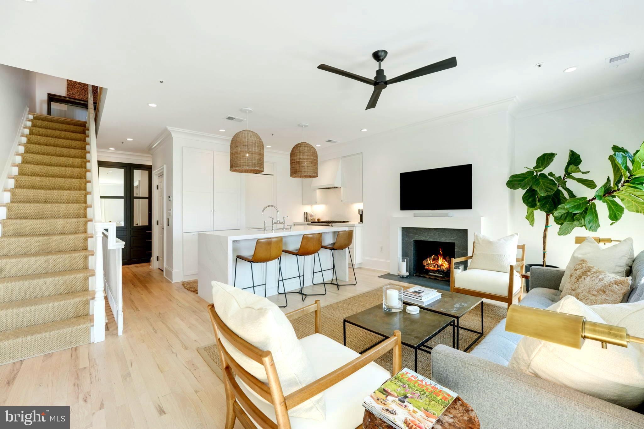 HARBORSIDE - Residential