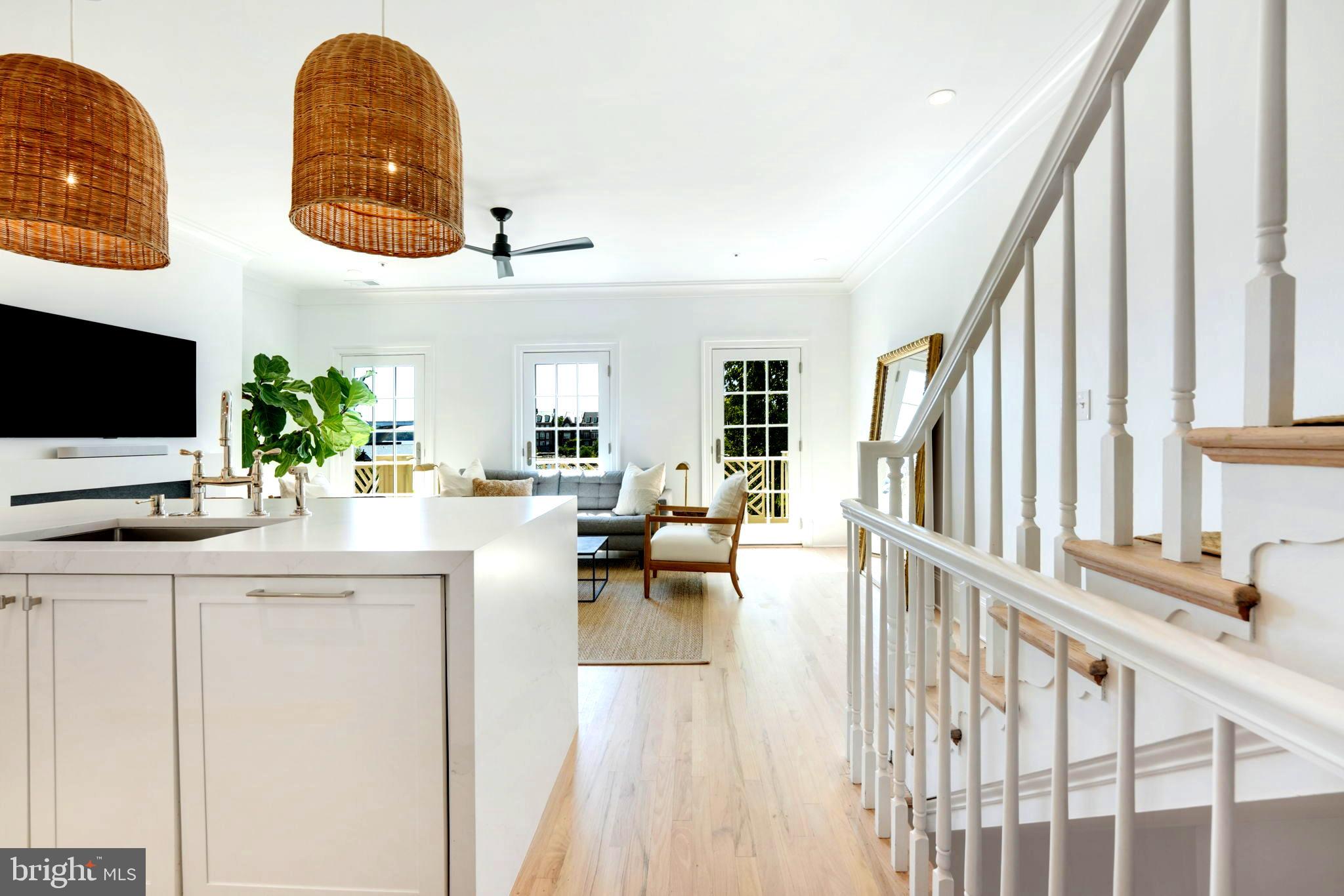 HARBORSIDE - Residential