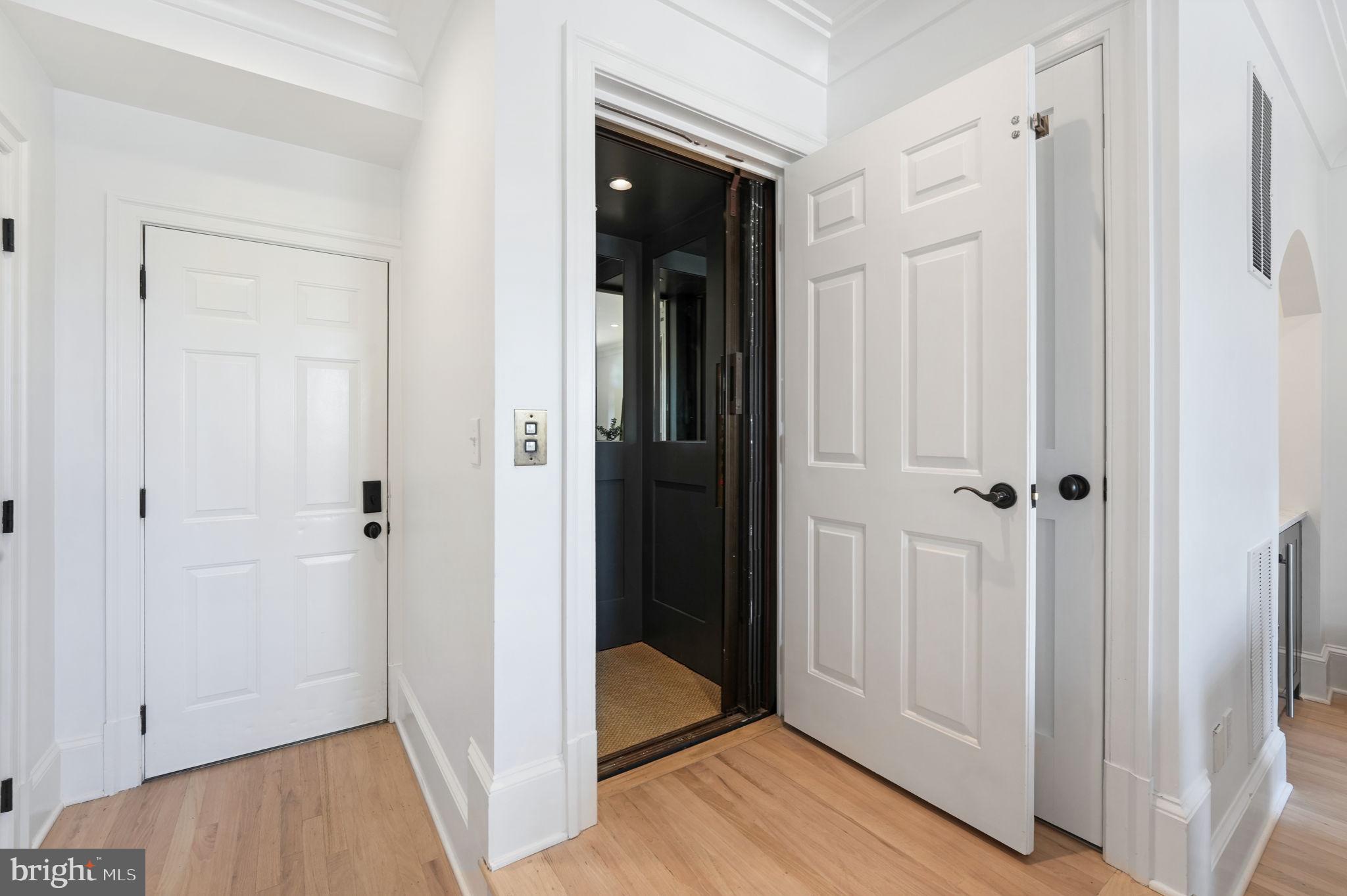 HARBORSIDE - Residential