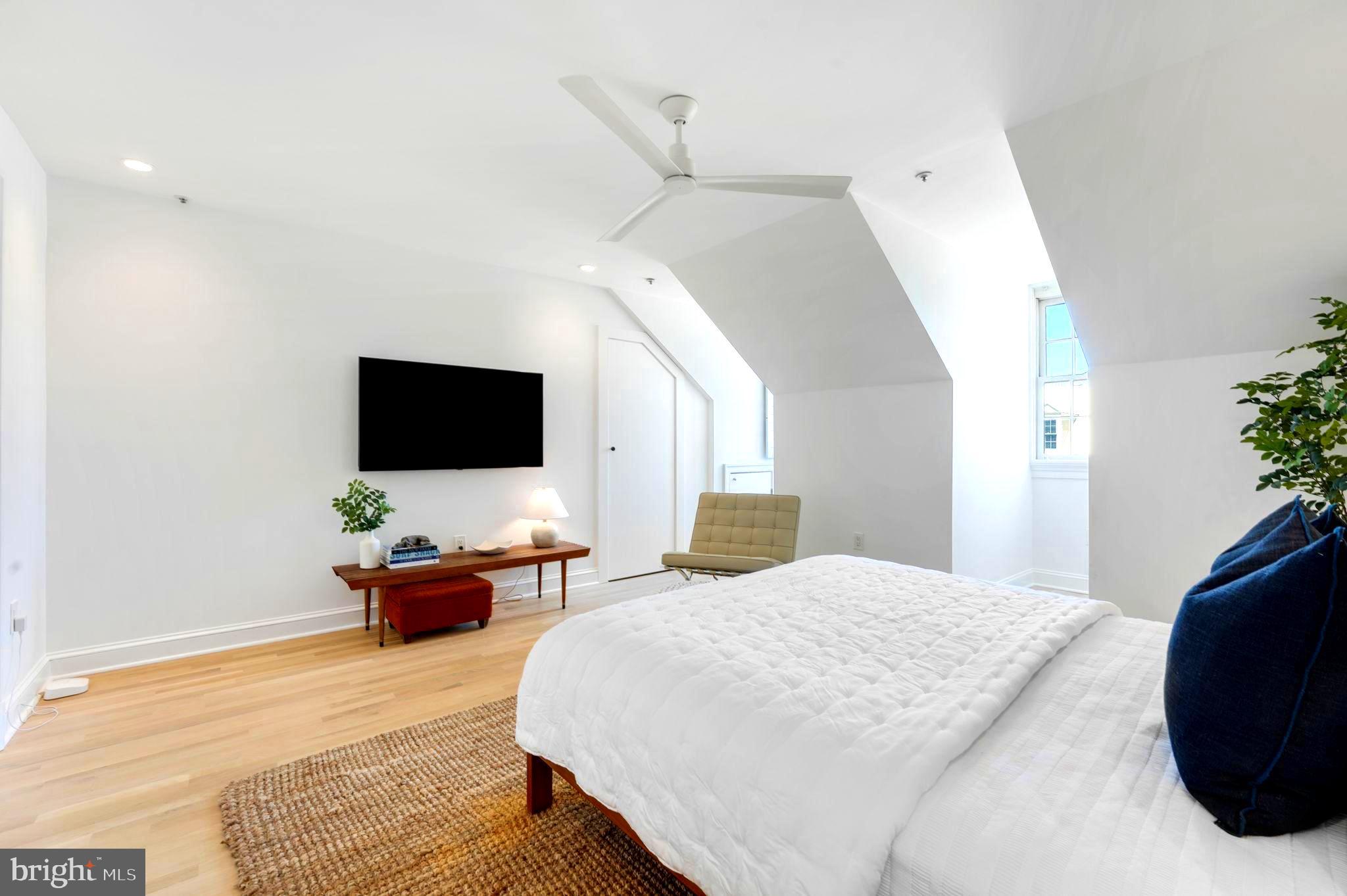 HARBORSIDE - Residential