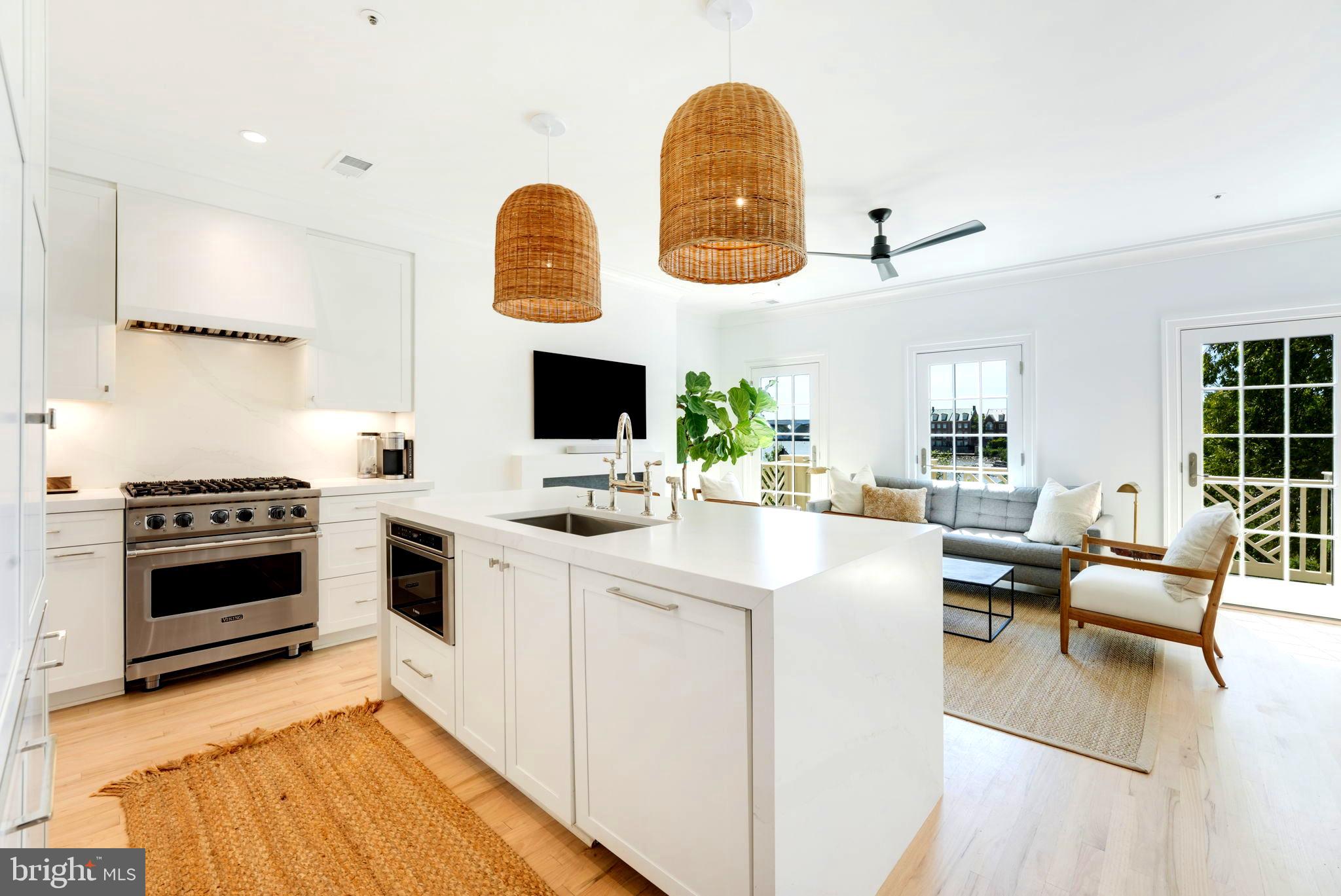 HARBORSIDE - Residential