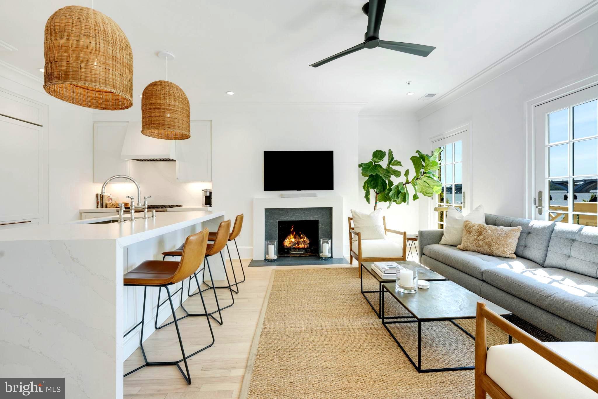 HARBORSIDE - Residential