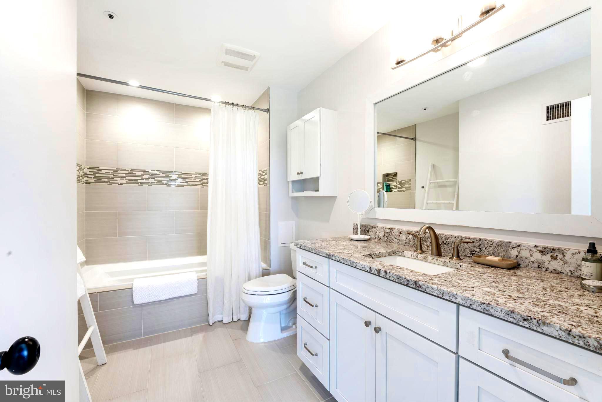 HARBORSIDE - Residential