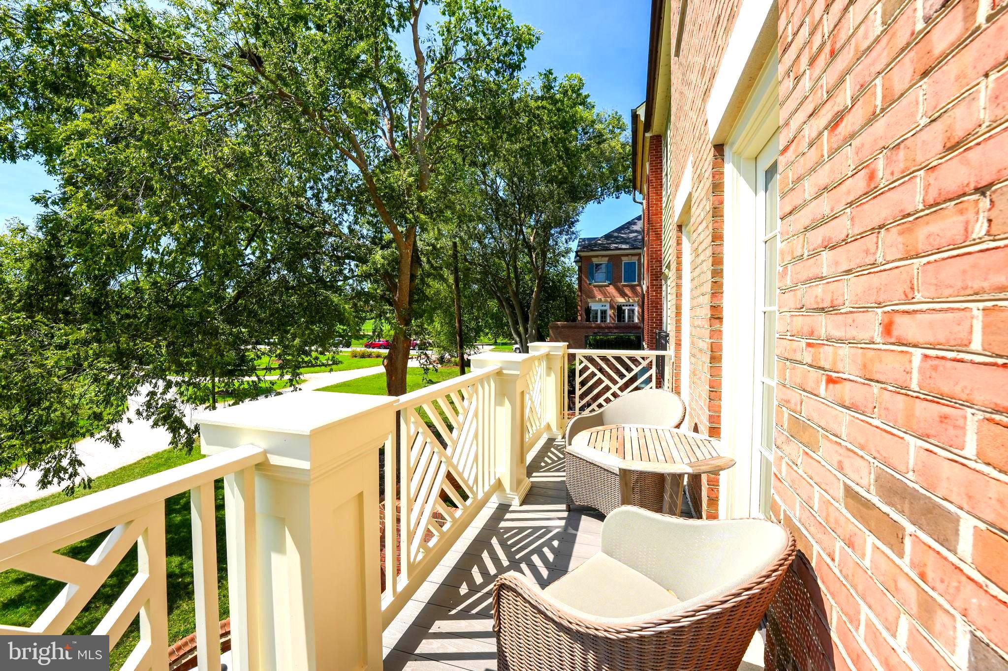 HARBORSIDE - Residential