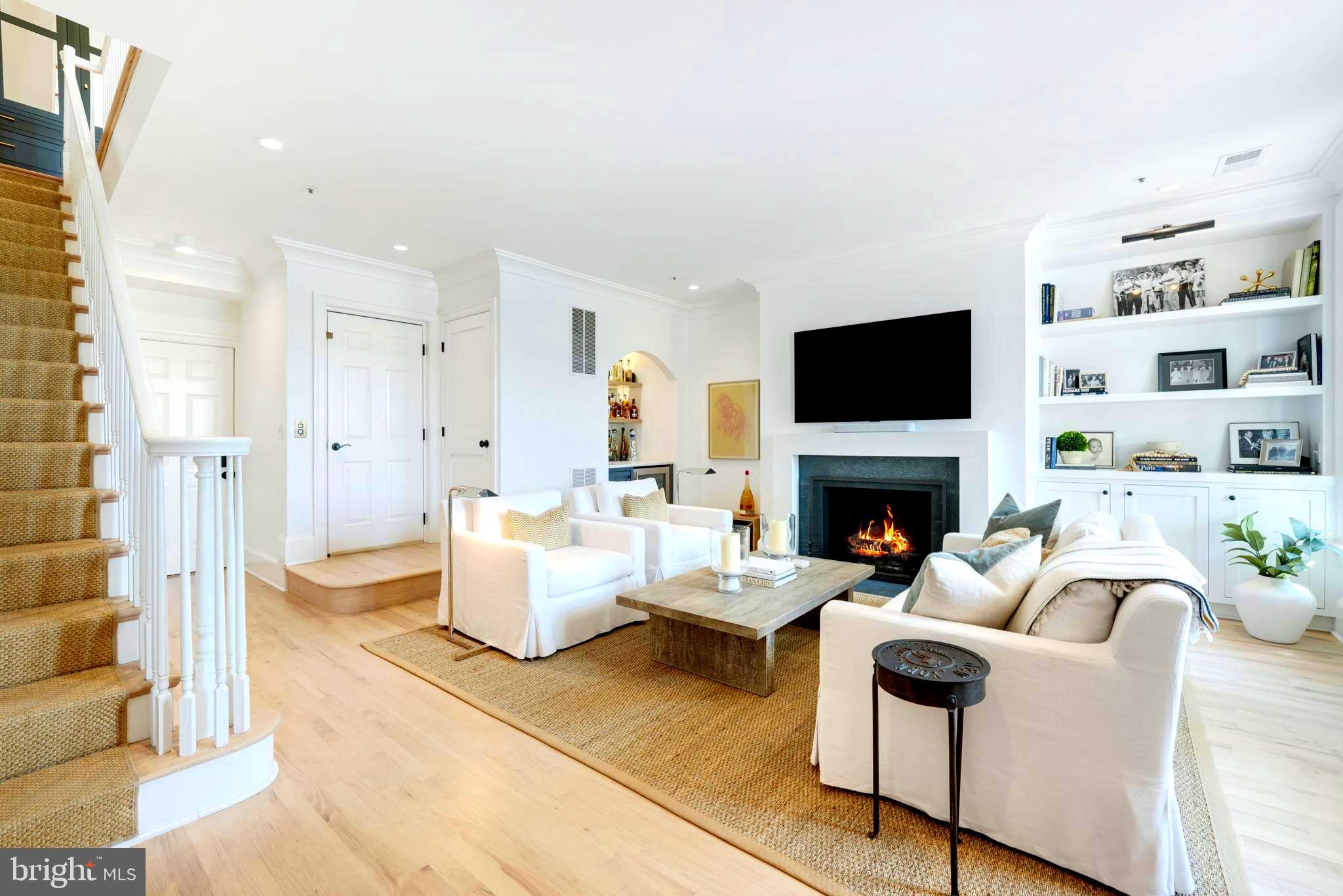 HARBORSIDE - Residential