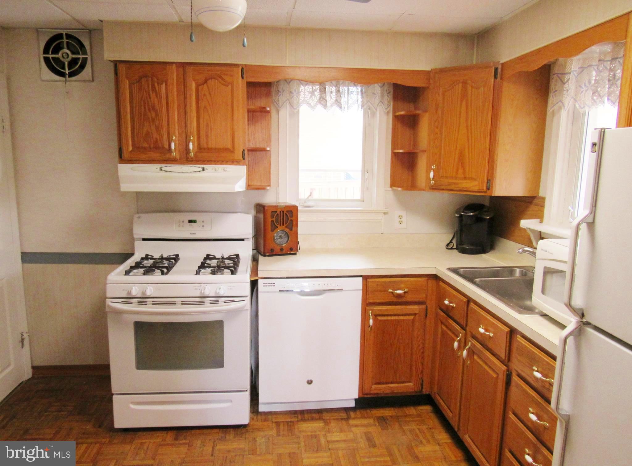 FULLERTON - Residential