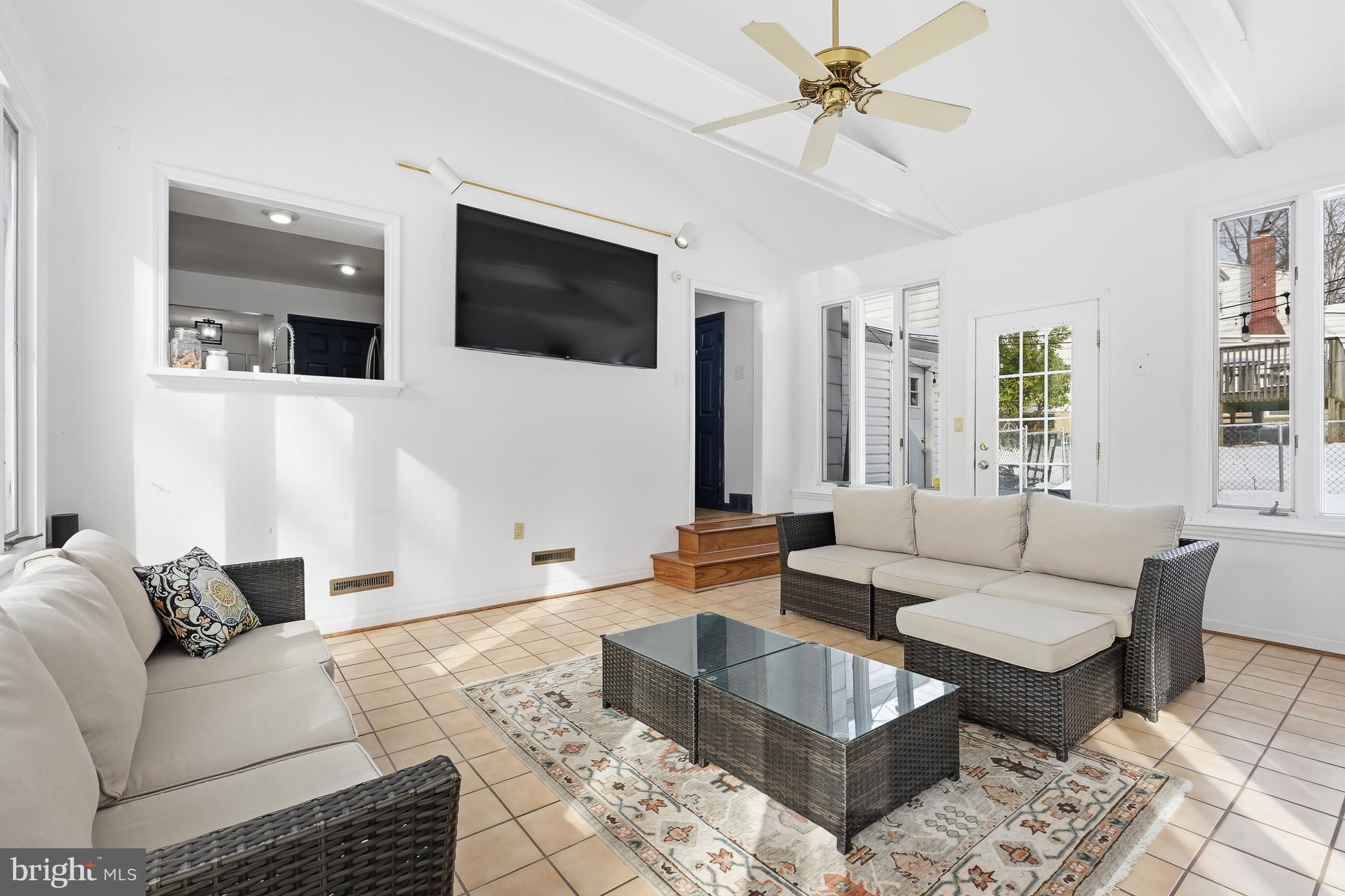 CHAPEL HILL - Residential