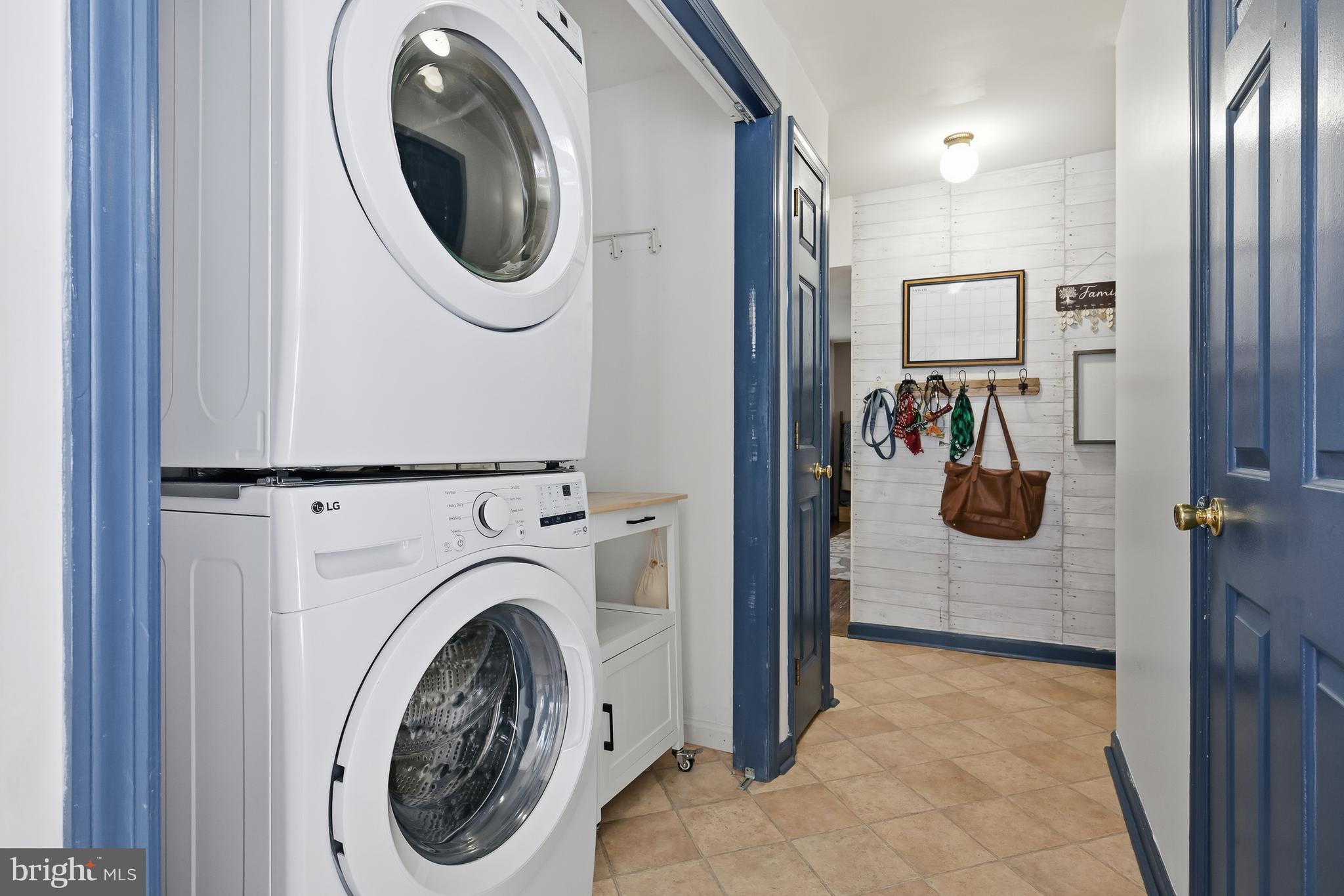 CHAPEL HILL - Residential