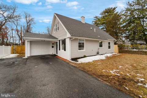 Homes For Sale - 19 Spiralwood Lane<br/> WILLINGBORO, NJ 08046