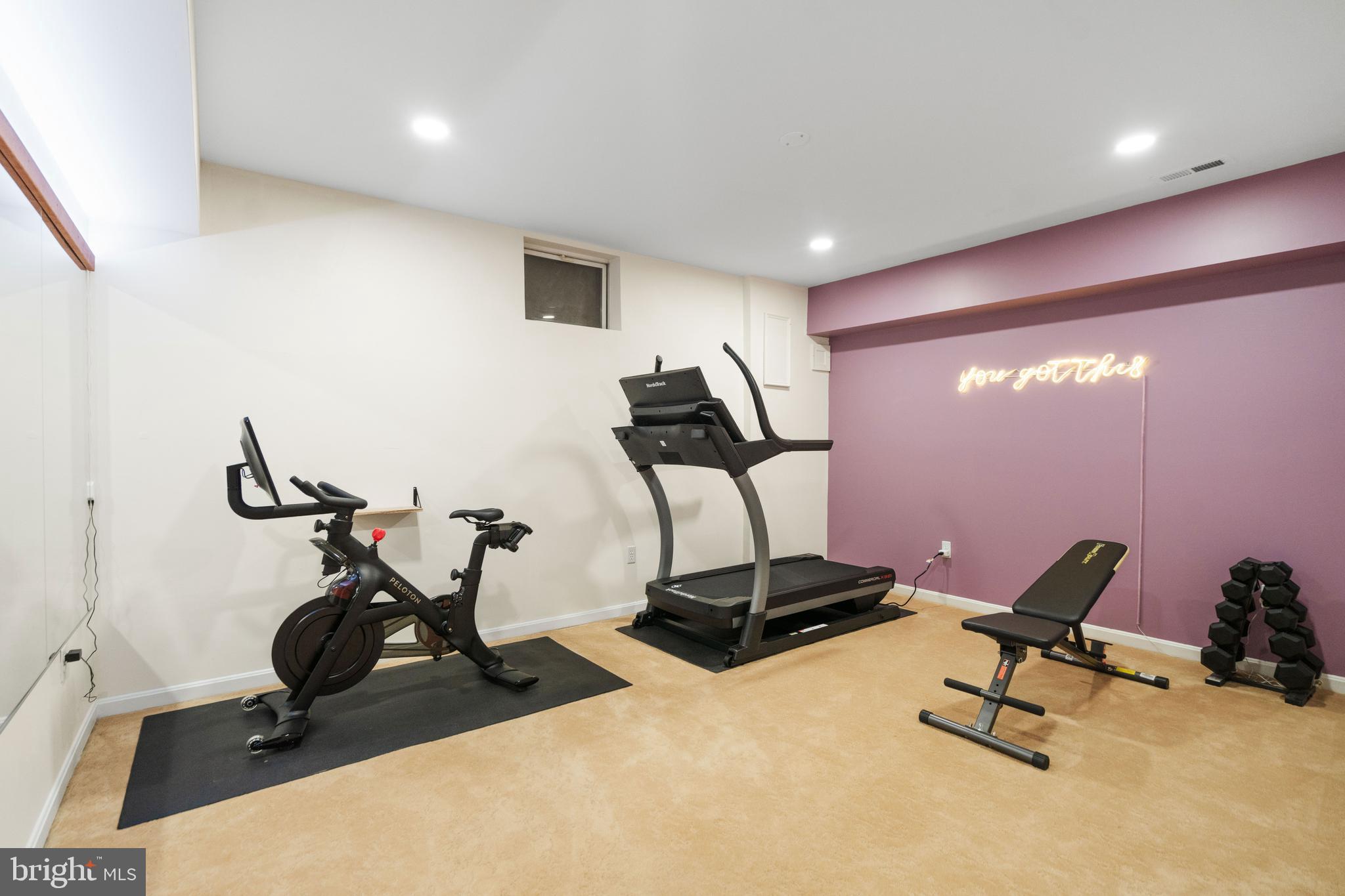 LEESBURG TOWN - Residential