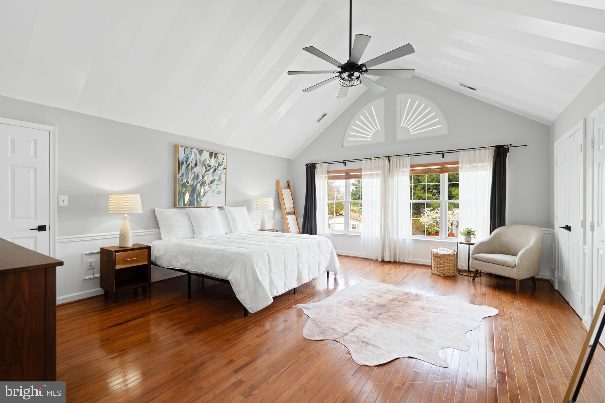 LEESBURG TOWN - Residential