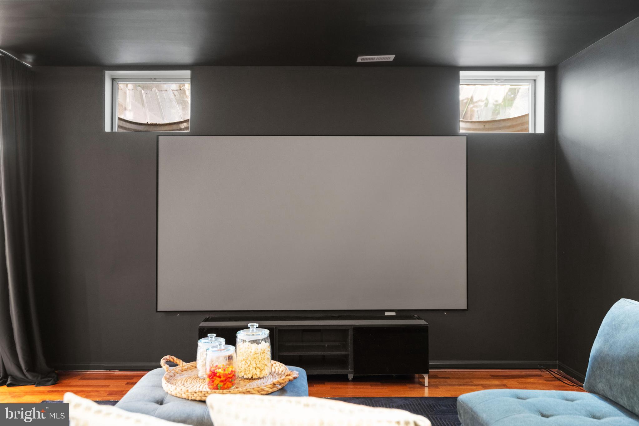 LEESBURG TOWN - Residential