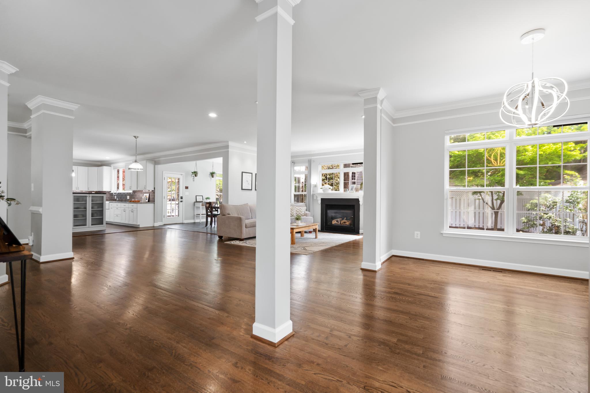 LEESBURG TOWN - Residential