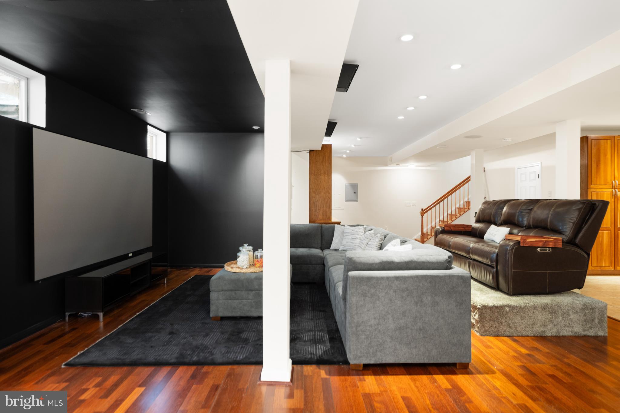 LEESBURG TOWN - Residential