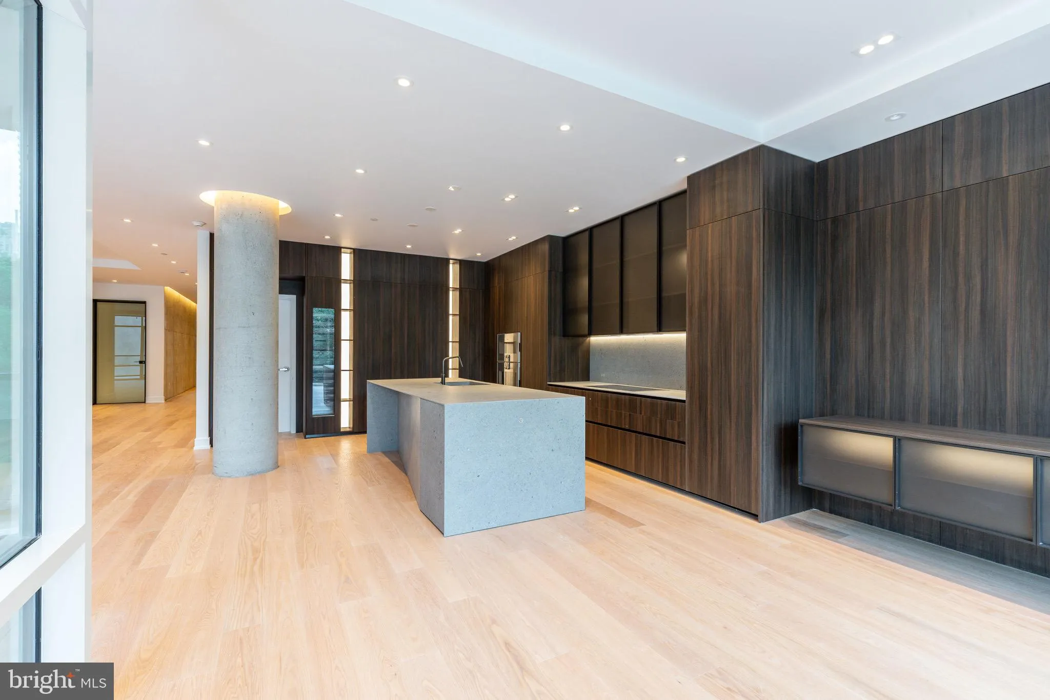 Philadelphia, Pennsylvania 19106, United States, 3 Bedrooms Bedrooms, ,4 BathroomsBathrooms,Residential,Active,122363