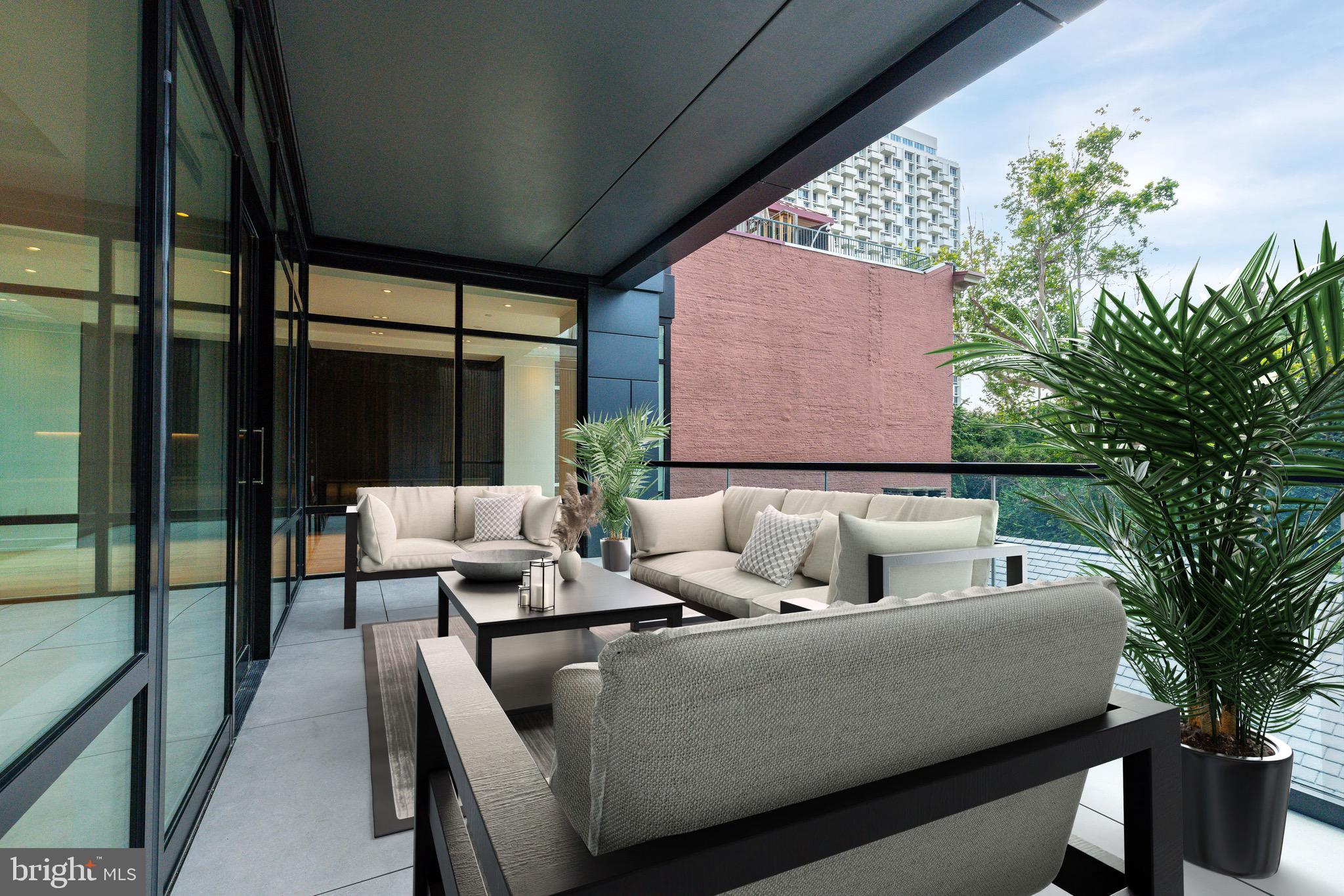 WASHINGTON SQ - Residential