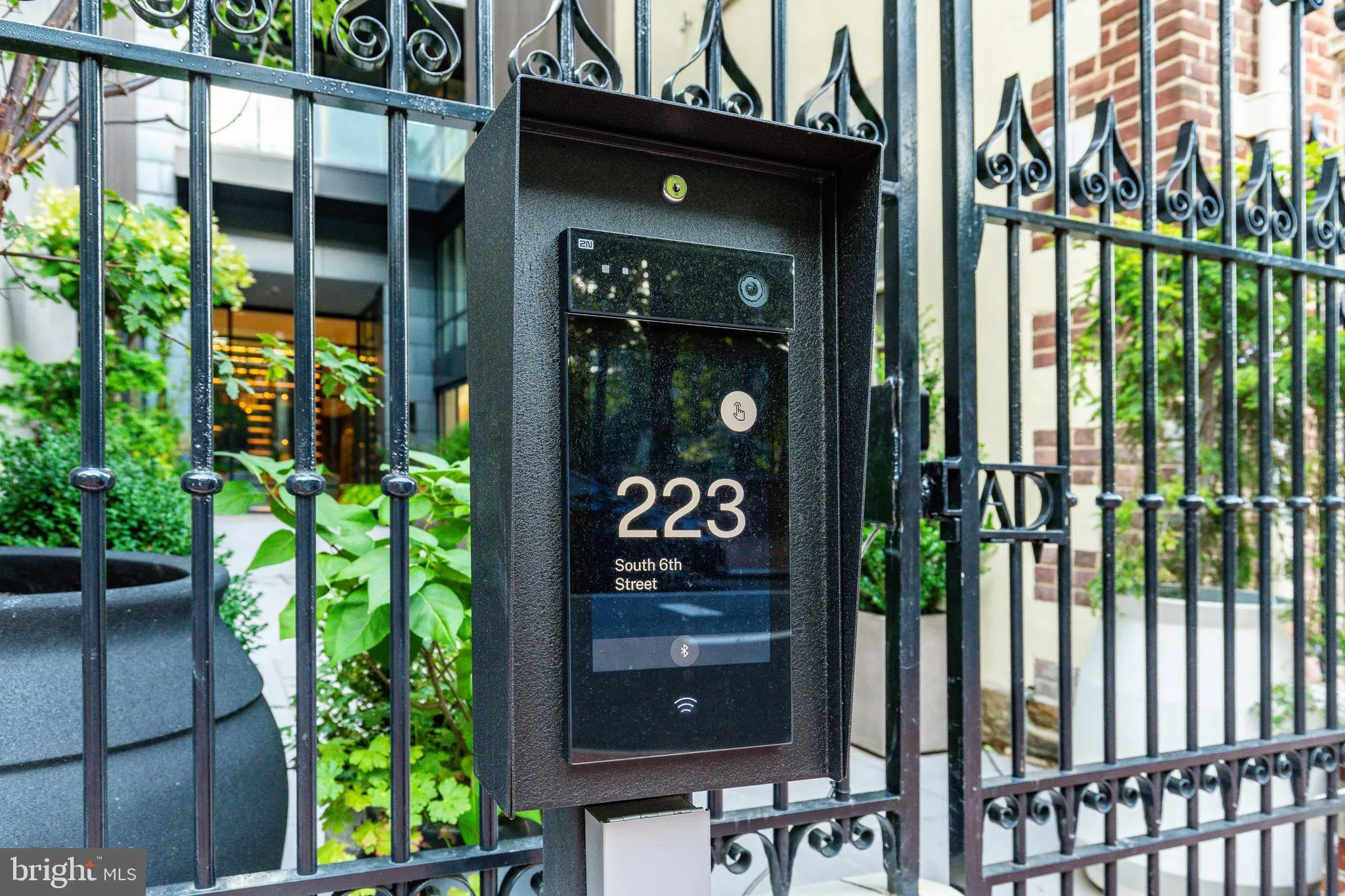 Philadelphia, Pennsylvania 19106, United States, 3 Bedrooms Bedrooms, ,4 BathroomsBathrooms,Residential,Active,122363