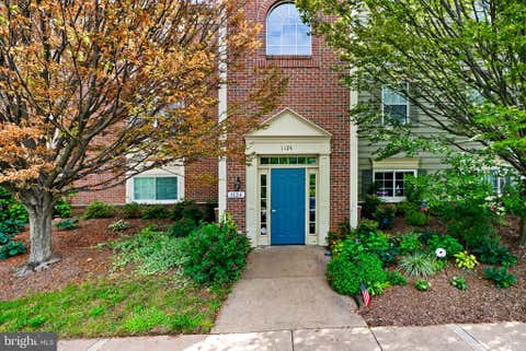 Condo For Sale - 1124 Huntmaster Terrace #201<br/> LEESBURG, VA 20176