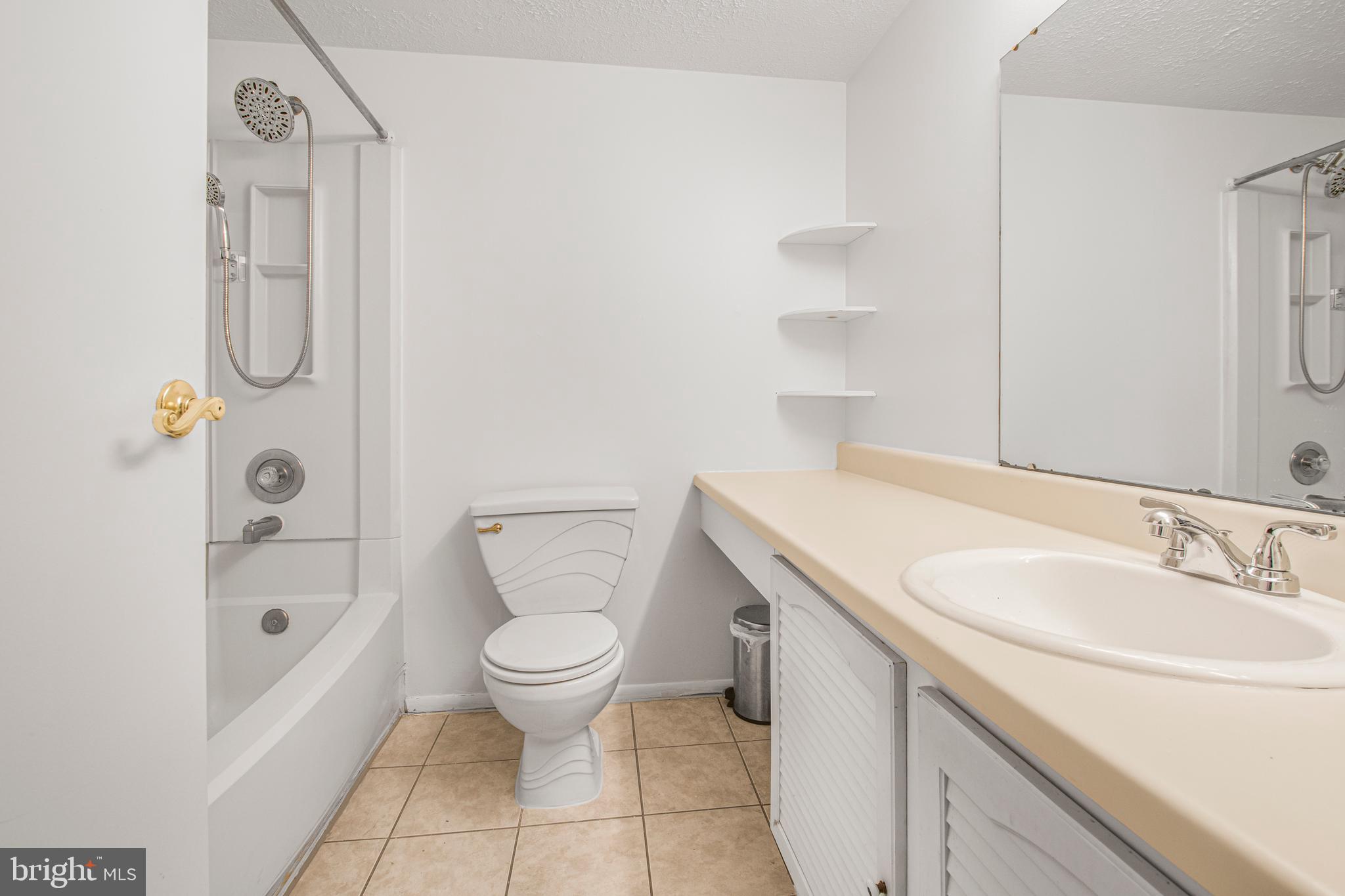 EMORY GROVE - Residential Lease