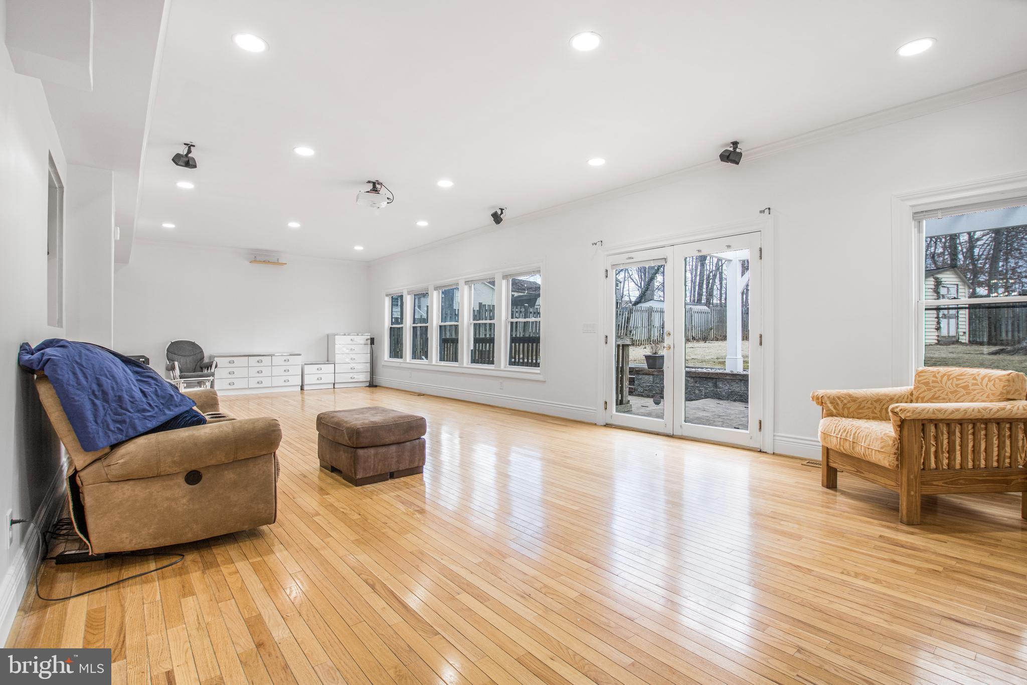 EMORY GROVE - Residential Lease