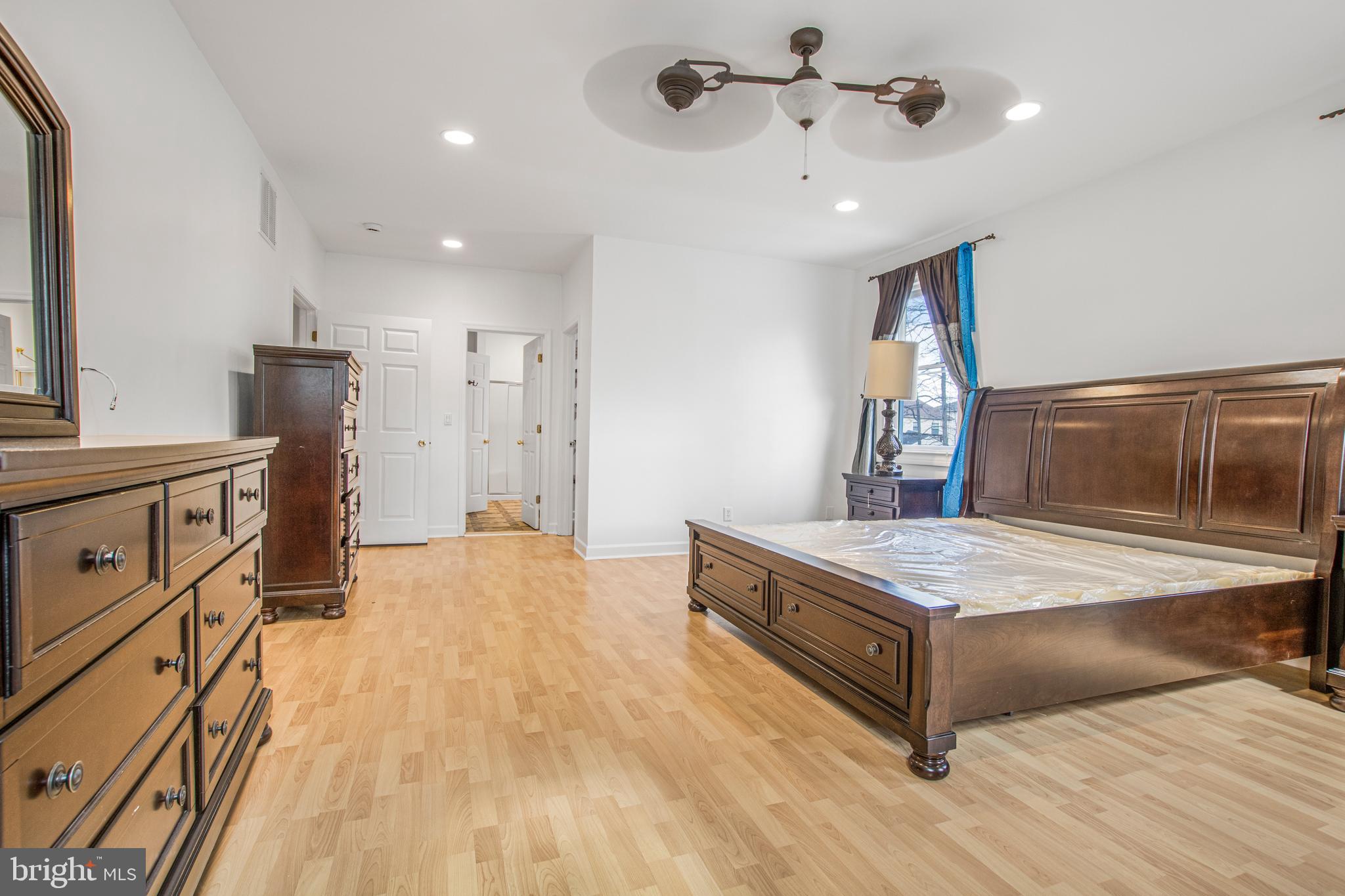 EMORY GROVE - Residential Lease