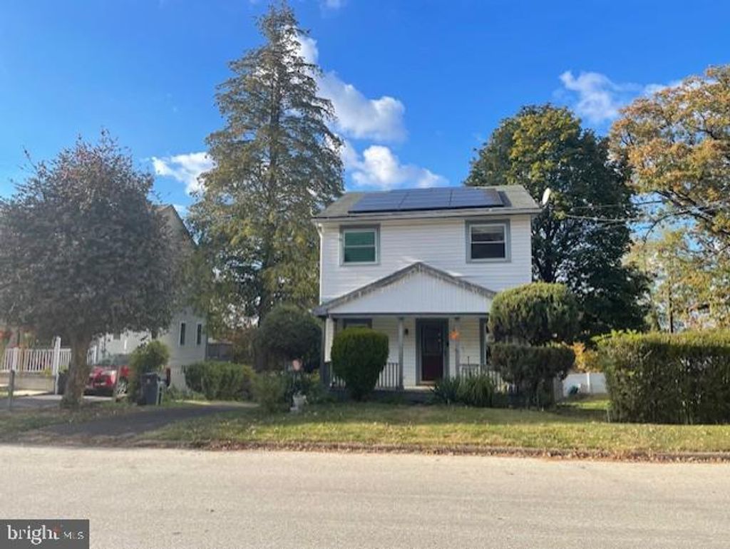 Photo of 1514 Grovania Avenue, ABINGTON, PA 19001 (MLS # PAMC2159888)