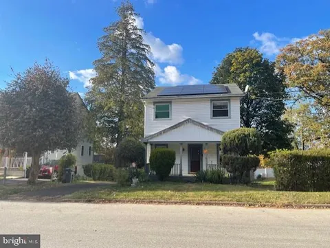 1514 Grovania Avenue, Abington, PA MLS: PAMC2159888