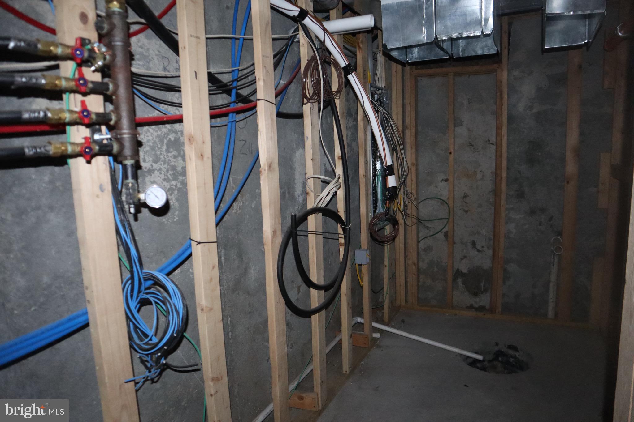 PHILADELPHIA (WEST) - Residential