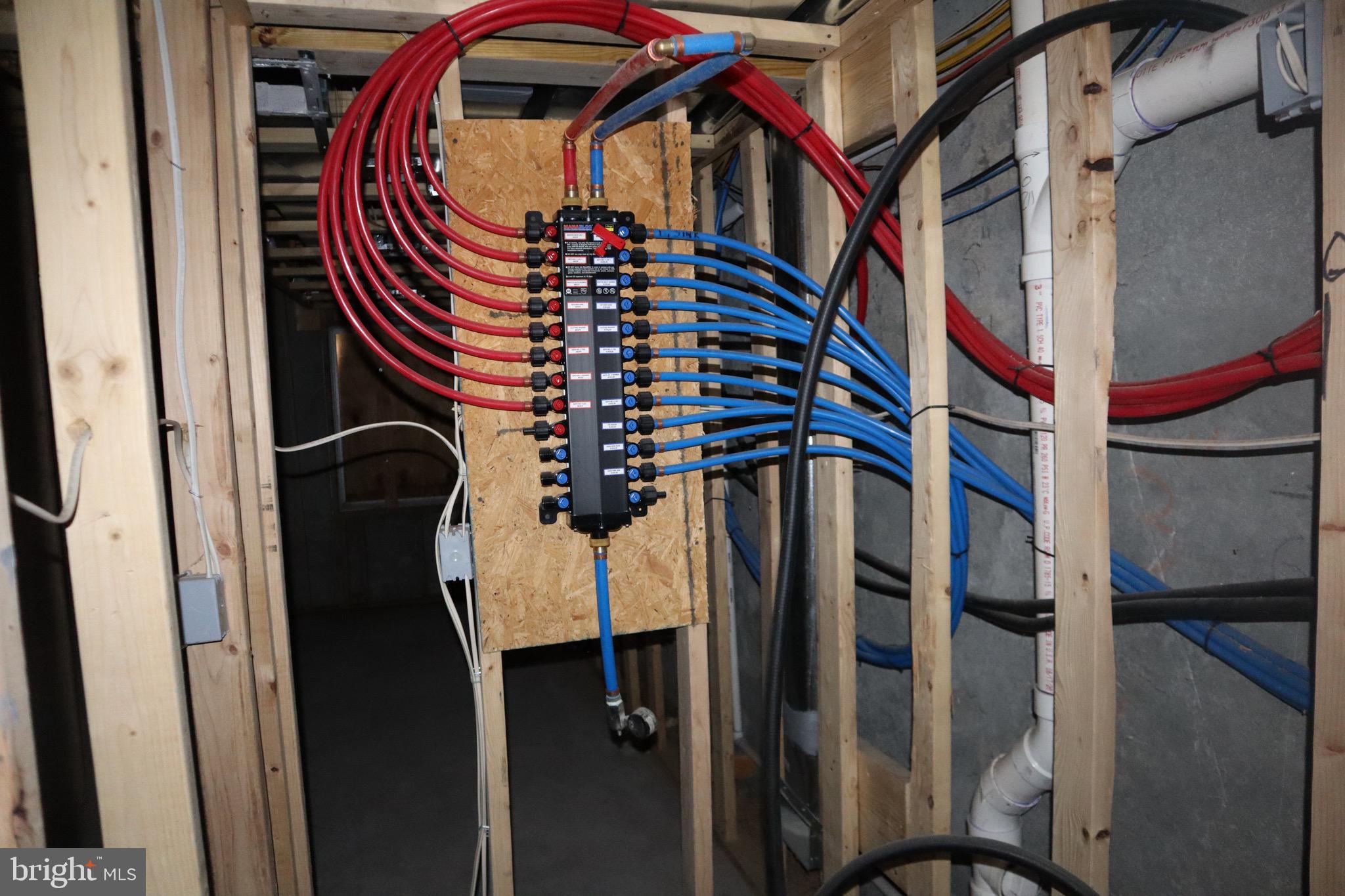 PHILADELPHIA (WEST) - Residential