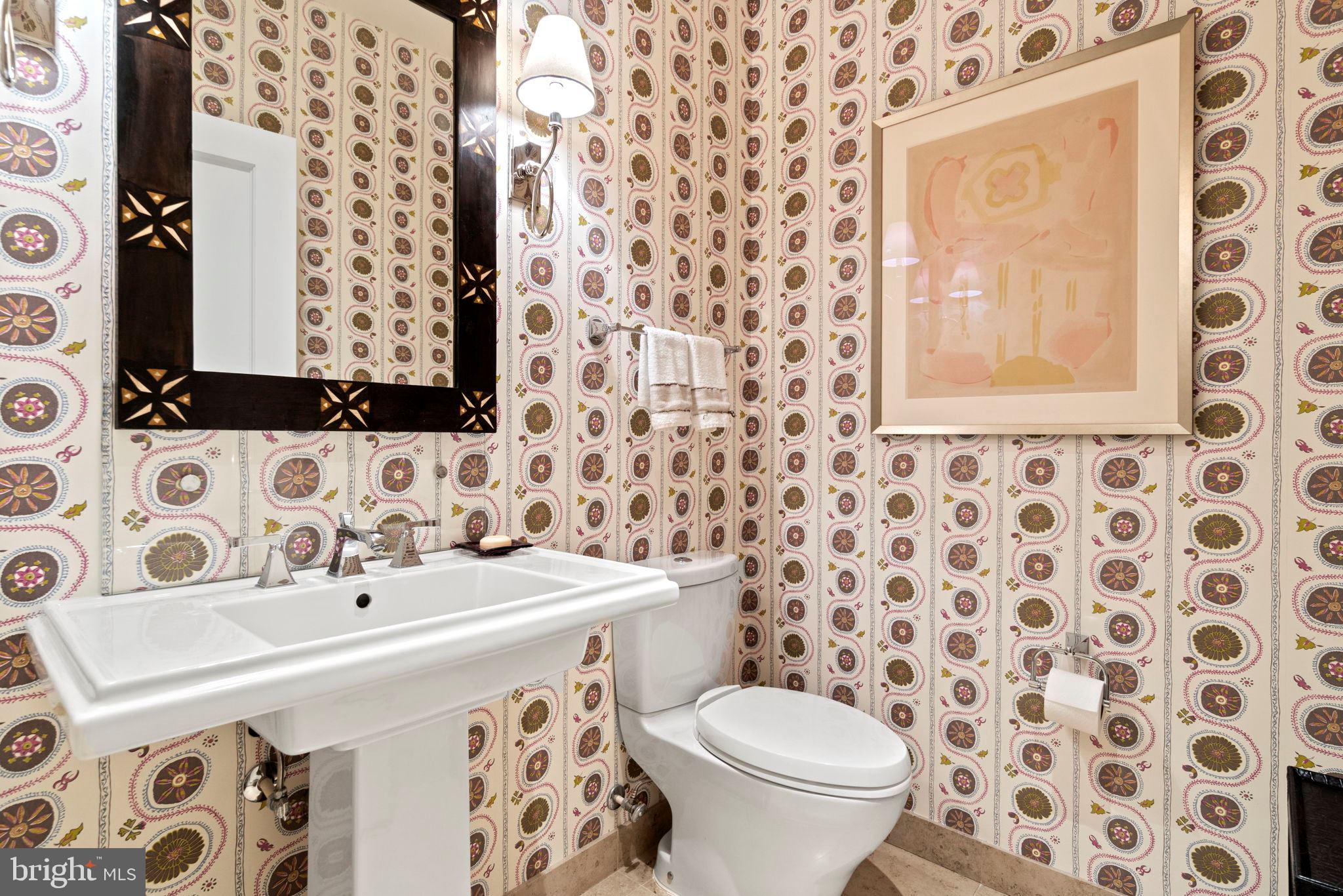 DOWNTOWN BETHESDA - Residential