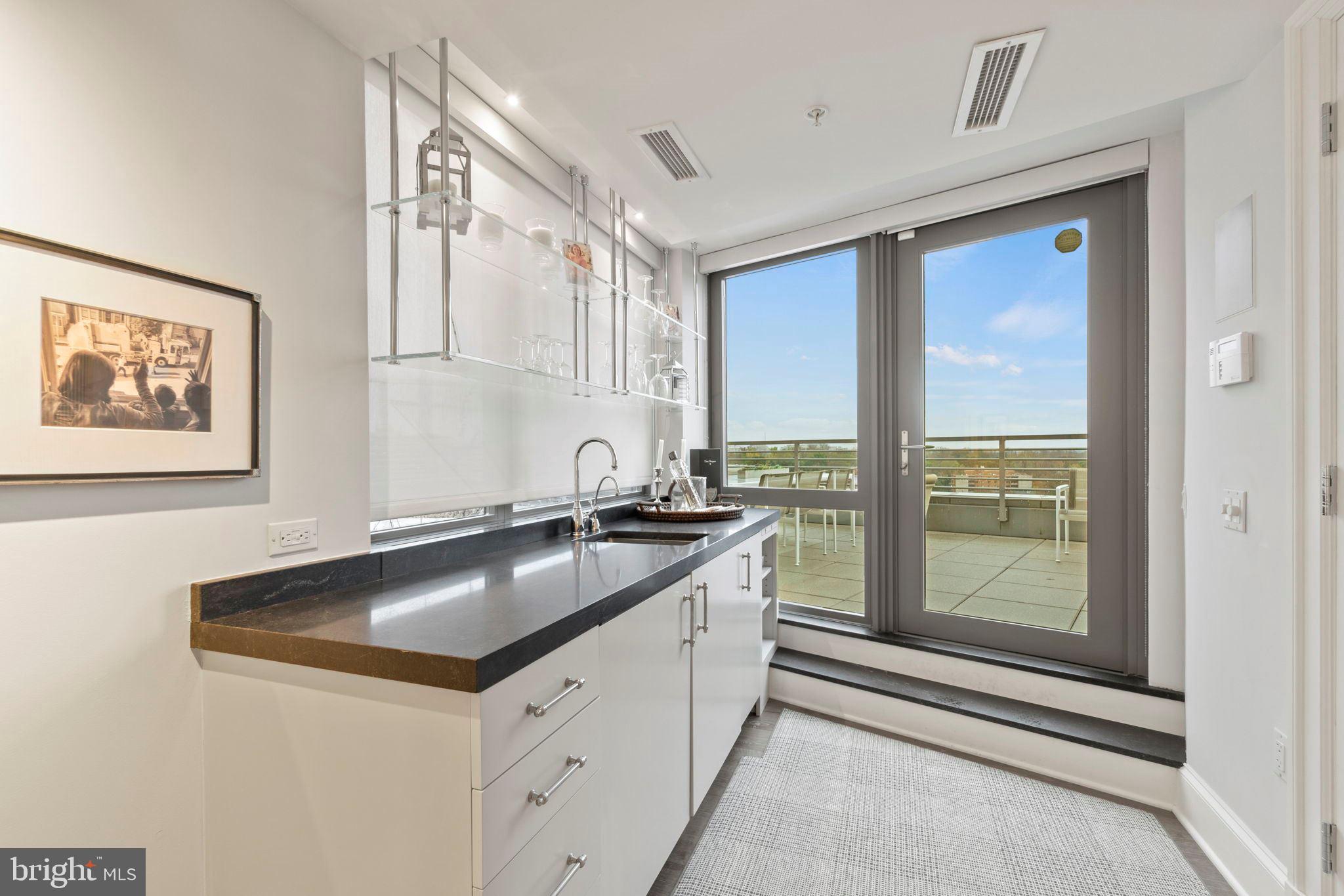 DOWNTOWN BETHESDA - Residential