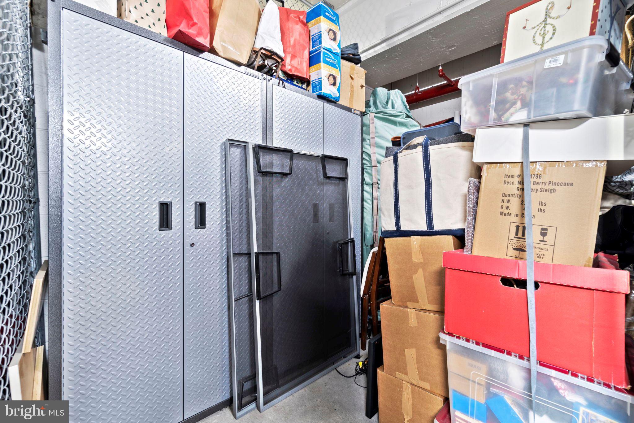 DOWNTOWN BETHESDA - Residential