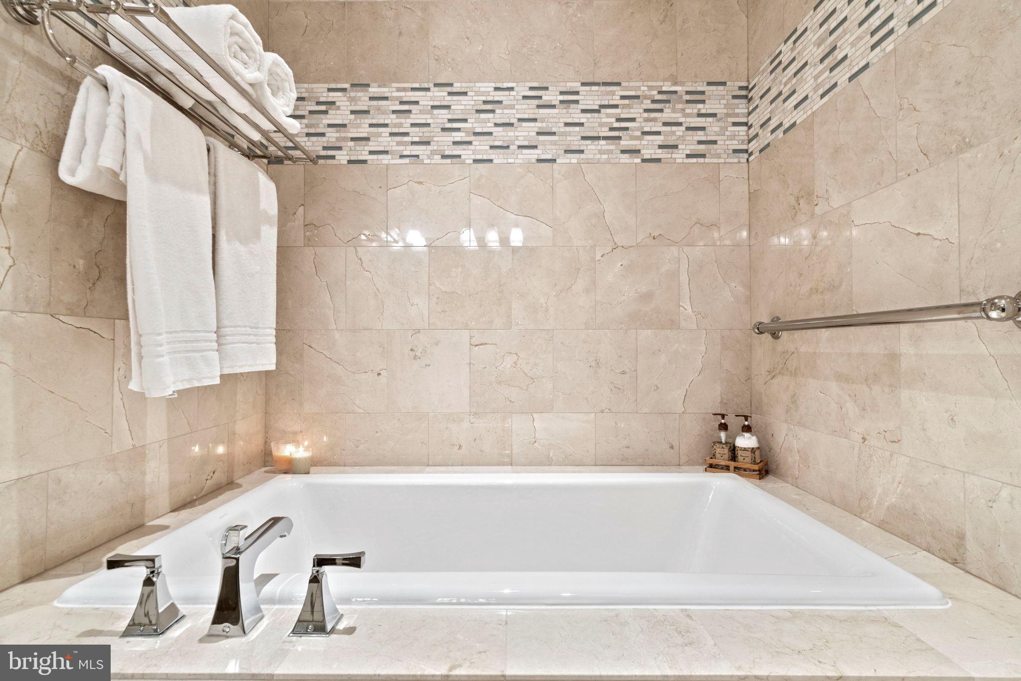 DOWNTOWN BETHESDA - Residential