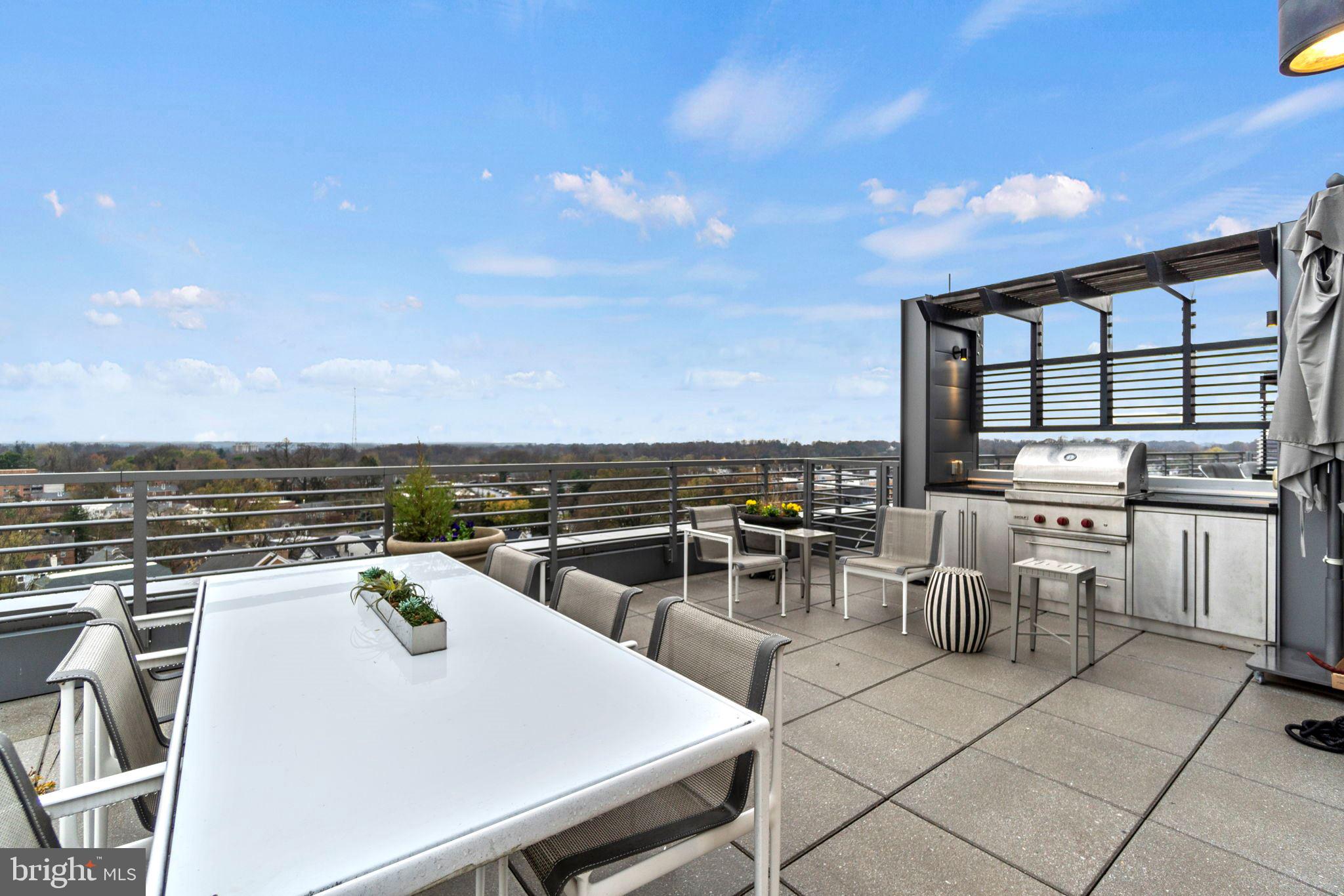 DOWNTOWN BETHESDA - Residential