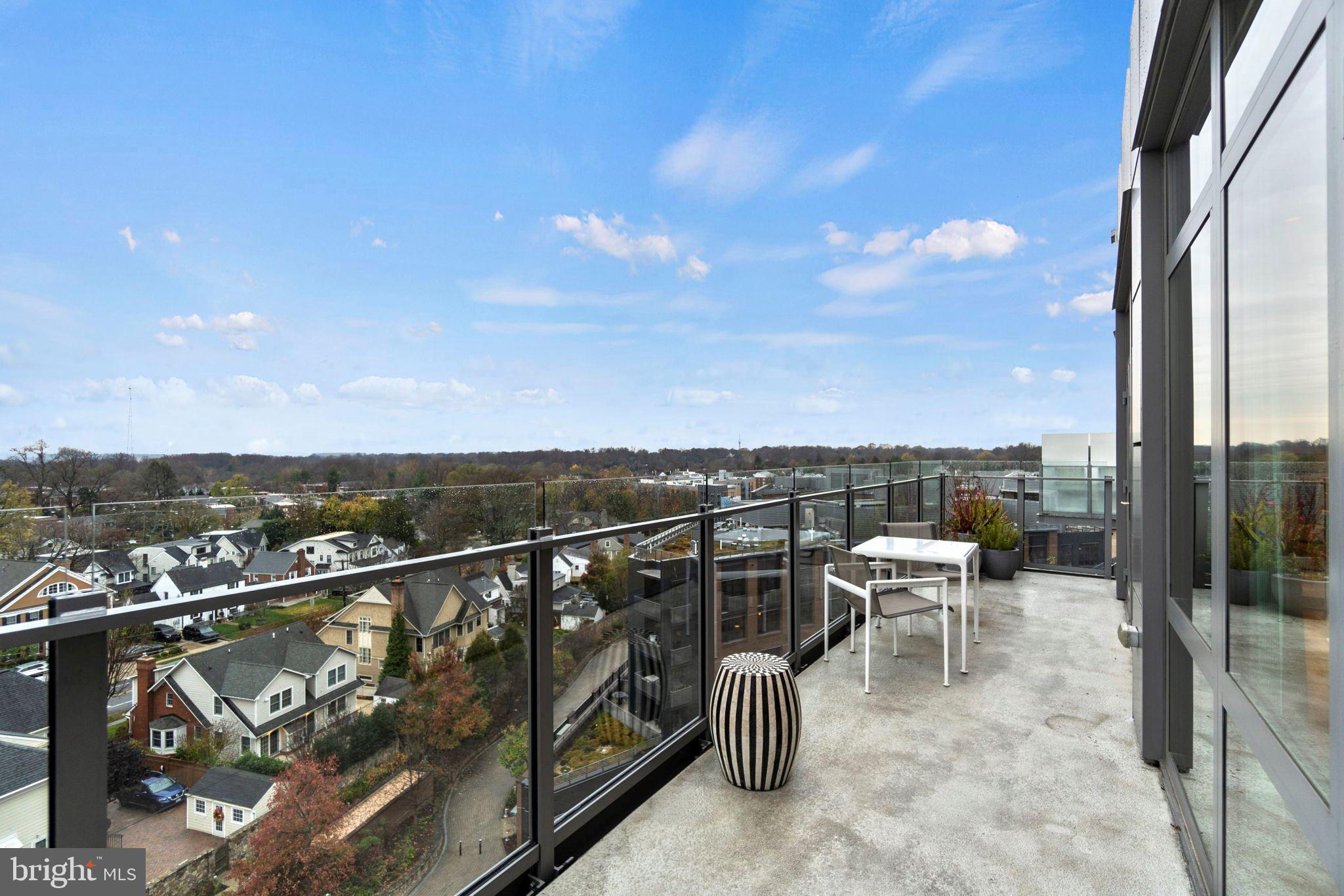 DOWNTOWN BETHESDA - Residential