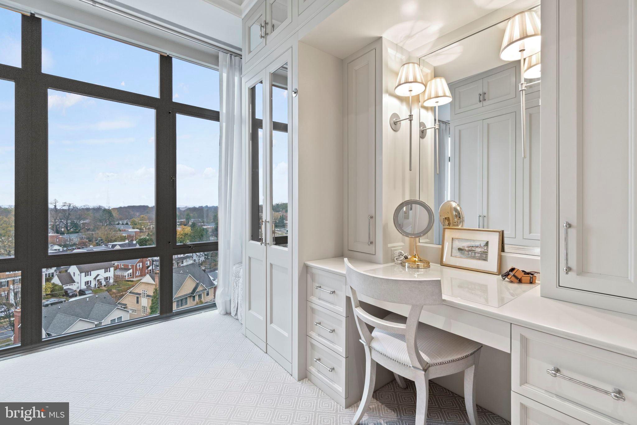 DOWNTOWN BETHESDA - Residential