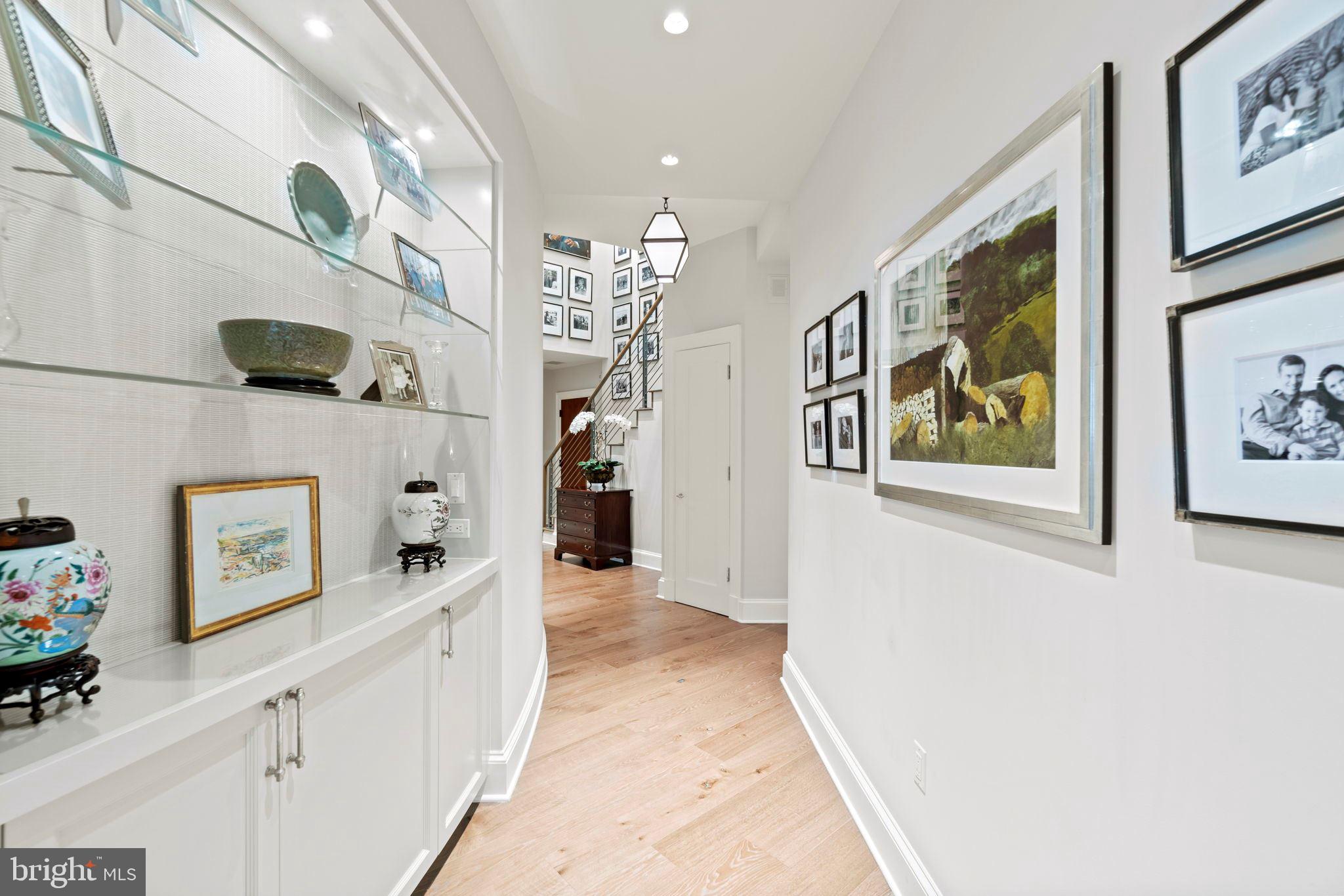 DOWNTOWN BETHESDA - Residential