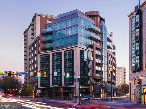 Photo of 7171 WOODMONT AVE #PH8, BETHESDA, MD 20814 (MLS # MDMC2076226)