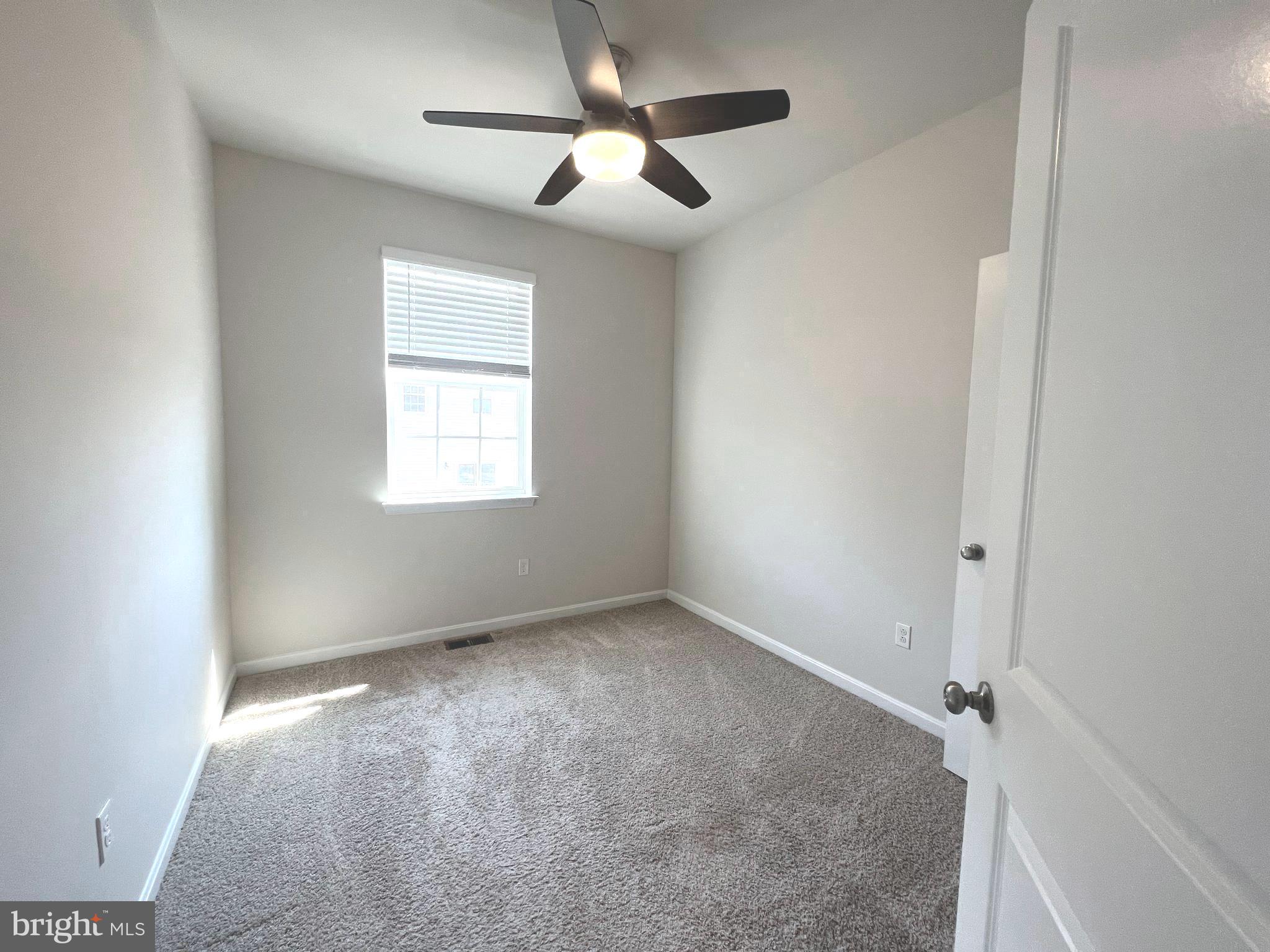 SEVEN OAKS - Residential Lease