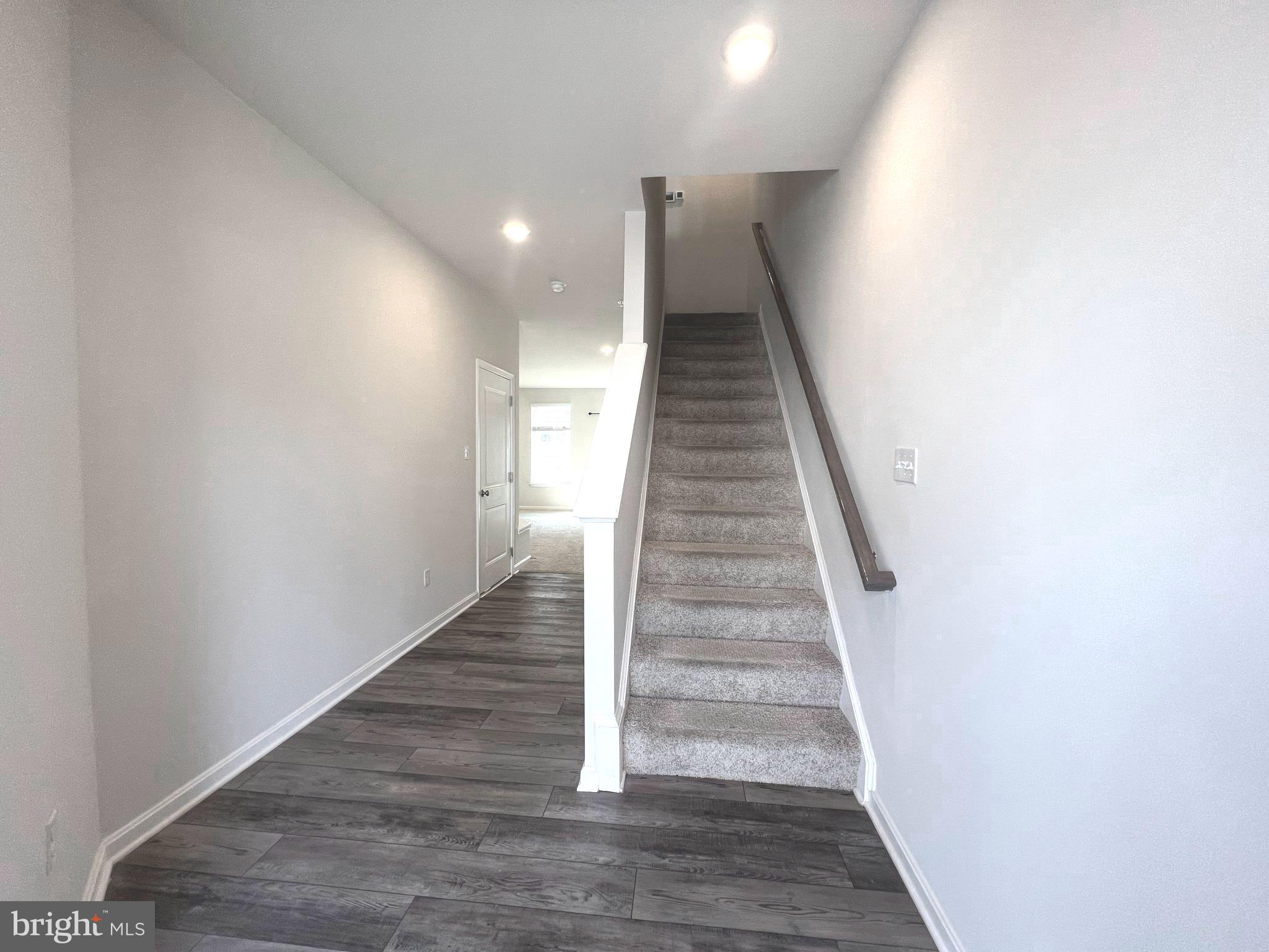 SEVEN OAKS - Residential Lease