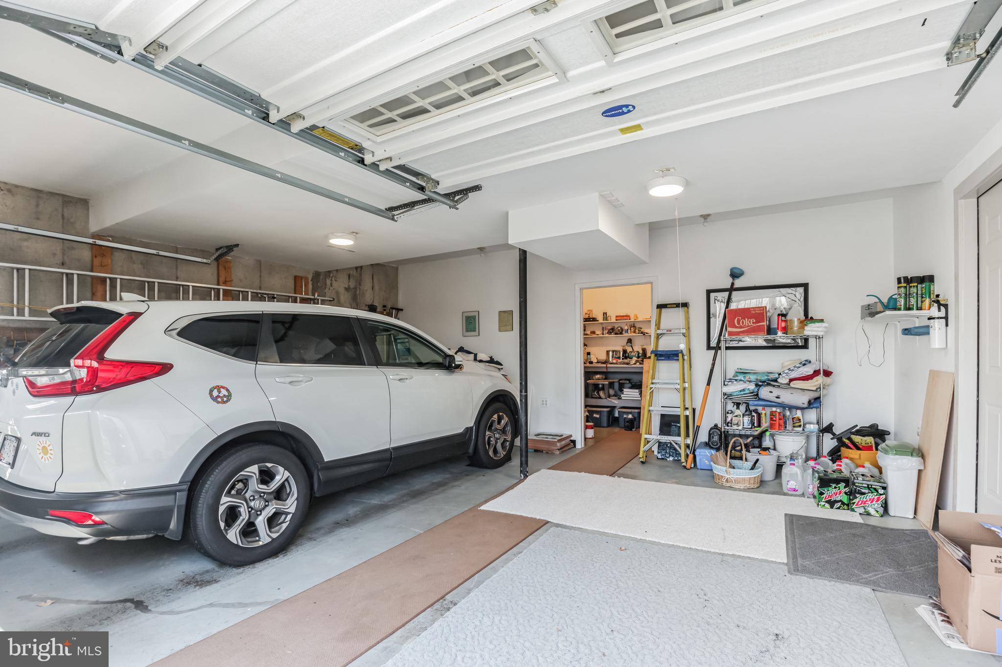 CARRIAGE HILLS - Residential