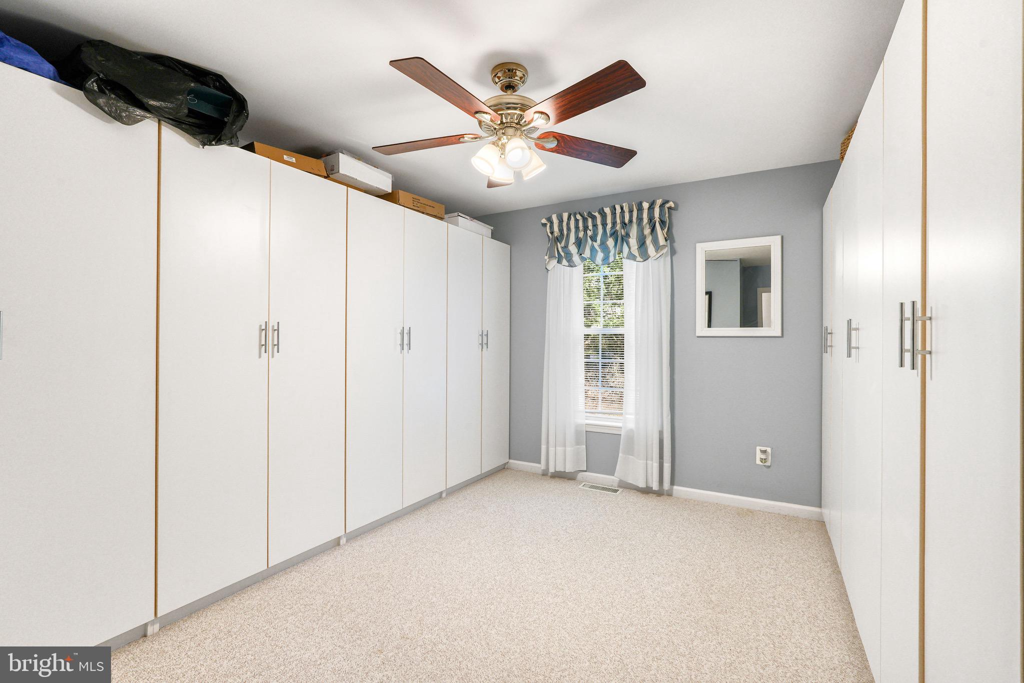 CARRIAGE HILLS - Residential