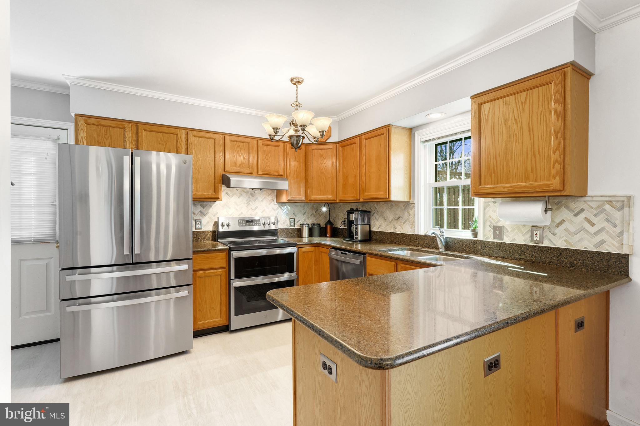 CARRIAGE HILLS - Residential