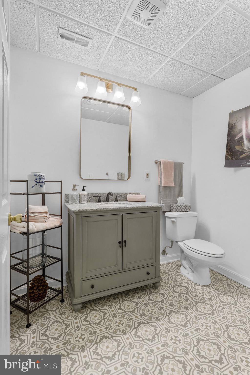 CARRIAGE HILLS - Residential