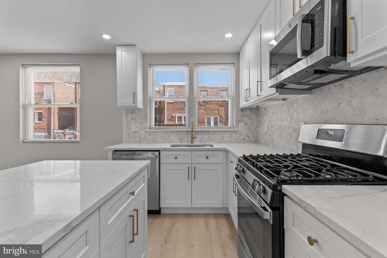 CEDARBROOK - Residential