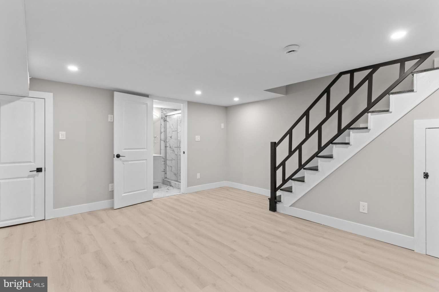 CEDARBROOK - Residential