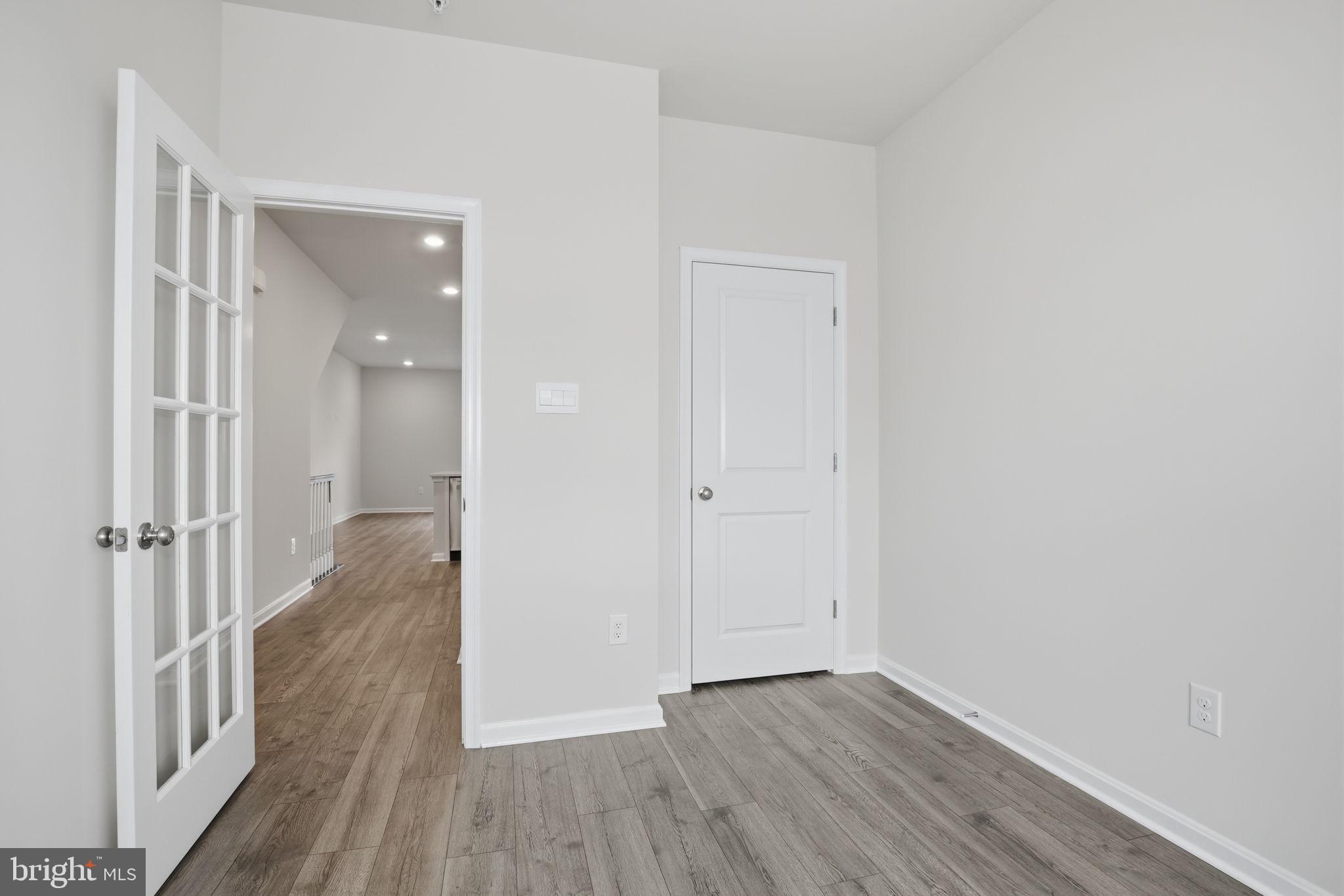 RENN QUARTER - Residential Lease