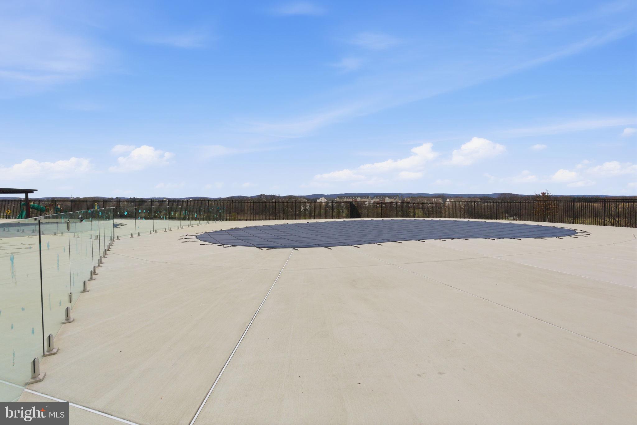 RENN QUARTER - Residential Lease