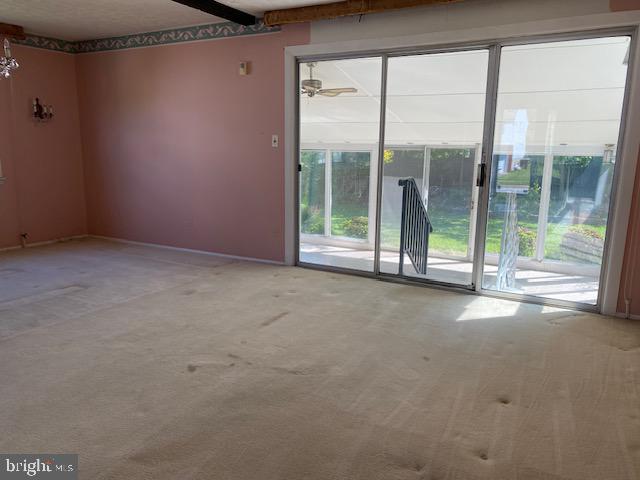 ORCHARD HILLS - Residential